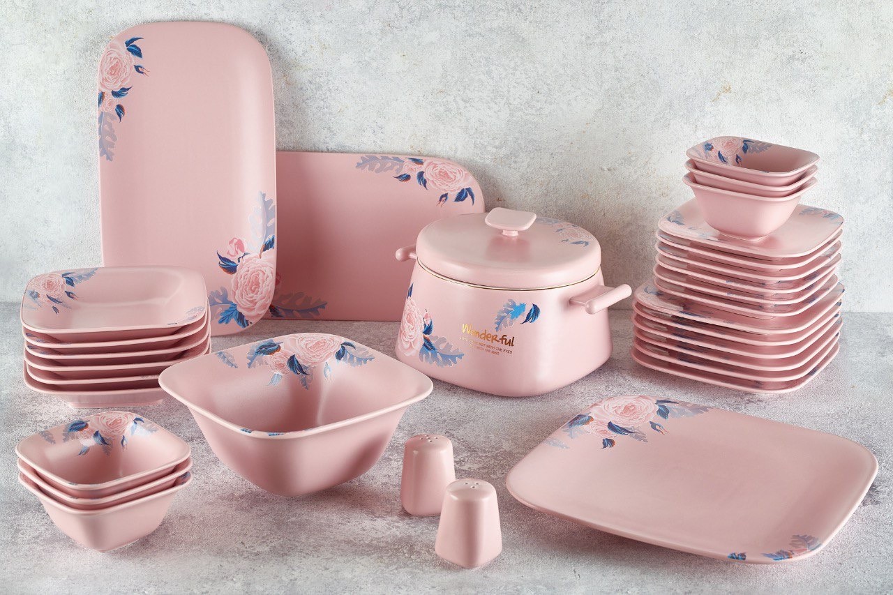 Hadwaz Porcelain Dinner set 32 Pieces Pink