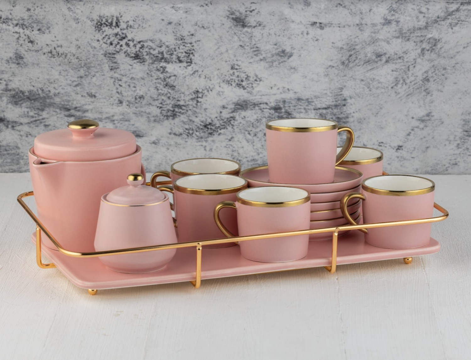 Kalesy Tea Set 17 Pieces with tray Pink