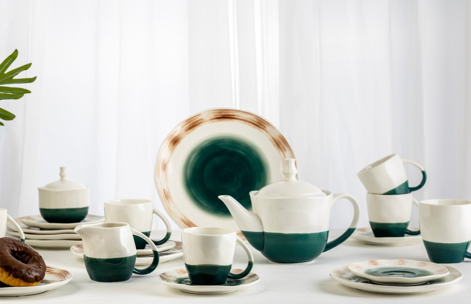 N C Tea and cake 25 pieces Blue